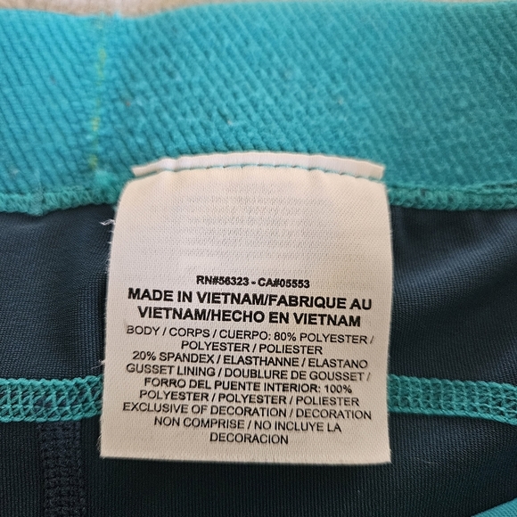 Women's Nike Capri Pro Leggings Dusty Cactus/Volt Size Small - Picture 3 of 8